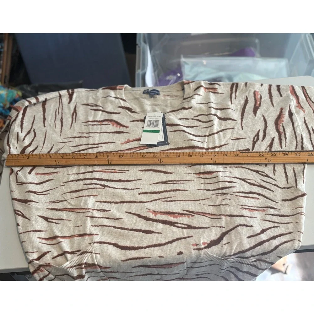 Democracy Women's Large Tiger Print Knit Sweater with Drawstring Sides - Size L - Picture 13 of 14